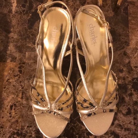 Heels - Picture 6 of 6